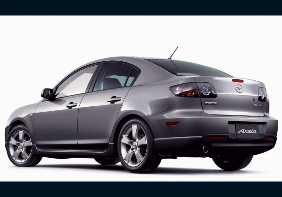  Mazda Axela 2003 года  (фото 5 из 12)